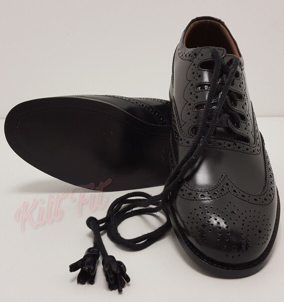 Excellent Quality Men`s Gillie Brogues Scottish kilt shoes PU Leather 