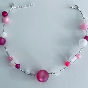 Polaris pearl necklace raspberry ice cream with cream, pink white