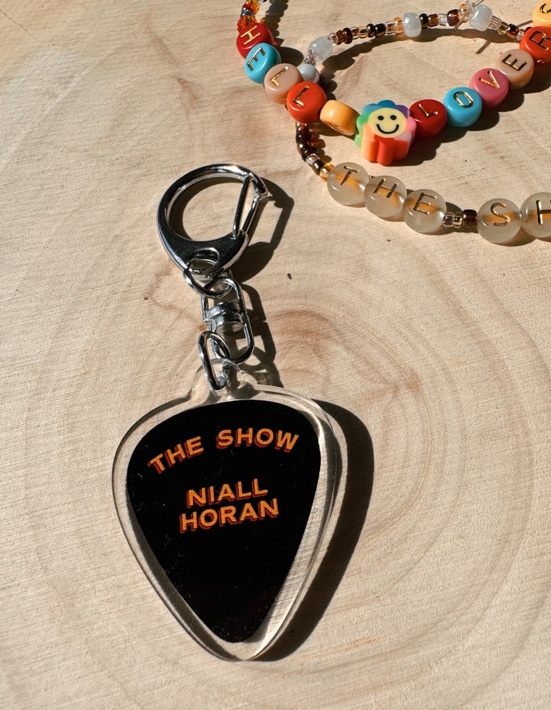 PRE ORDER NH Keychain Guitar Pick The Show image 1