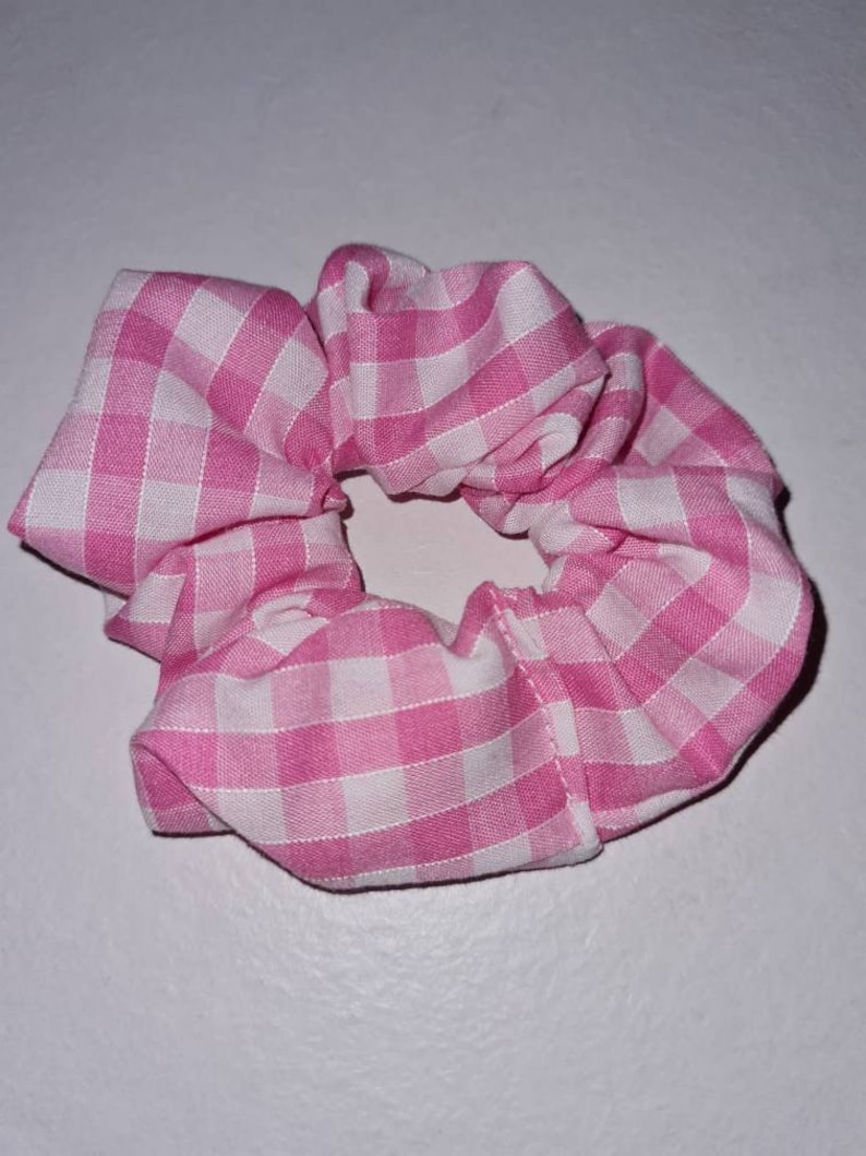snag free scrunchies Pink Gingham Scrunchies gifts gingham scrunchies hair bands pink scrunchies hair accessories