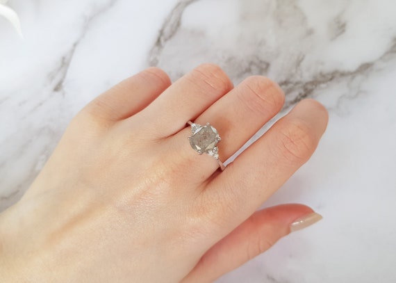 AMAZING diamond engagement ring,salt oval diamond… - image 8