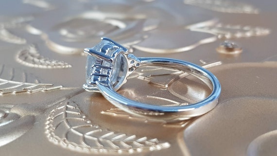 AMAZING diamond engagement ring,salt oval diamond… - image 4