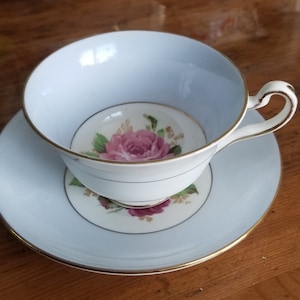 VINTAGE Tea cup and saucer ROSINA