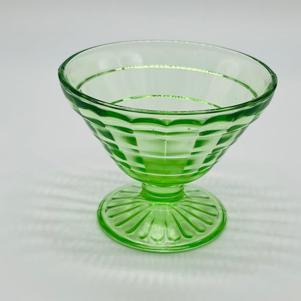 Colonial Green glass sherbet cup | anchor hocking depression glass optic sherbert cup