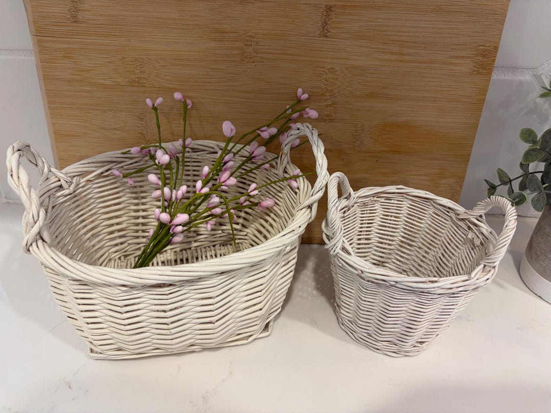 Set of 2 White Wicker Baskets | Vintage Farmhouse Easter Garden Decor ...