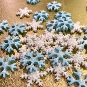 28-30 Edible  Sugar Fondant Snowflakes Birthday Cake Cupcake Decorations Toppers Baby Shower Home Baking  Vegan