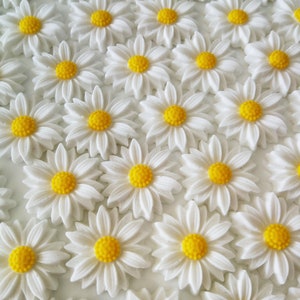 50 fiori di margherita commestibili, decorazioni per cupcake e torte di zucchero, decorazioni per compleanni o matrimoni