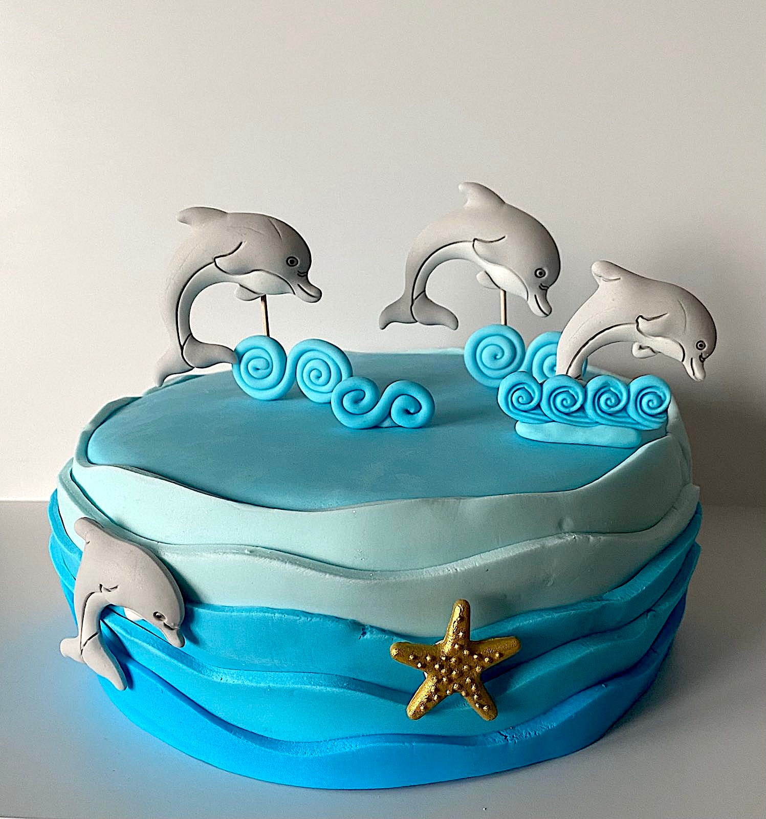 Siliconen mal schattige kroonvorm 3D mal voor chocolade snoep Jello fondant taart tools taart decoreren kopen vanaf een prijs van 2.8