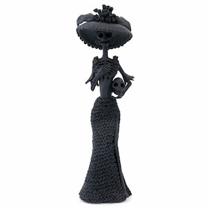 Catrina with skull 50 cm. 20 in.