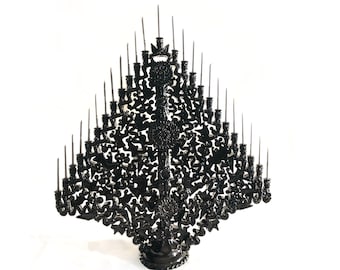 Kerzenständer aus glasiertem Ton – 25 Kerzen – Schwarz – Santa Fe de la Laguna – 63 cm. 25 Zoll.