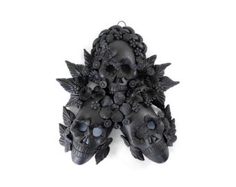 Caveiras pretas com flores - 24 cm (9,4 pol.) - Arte mexicana