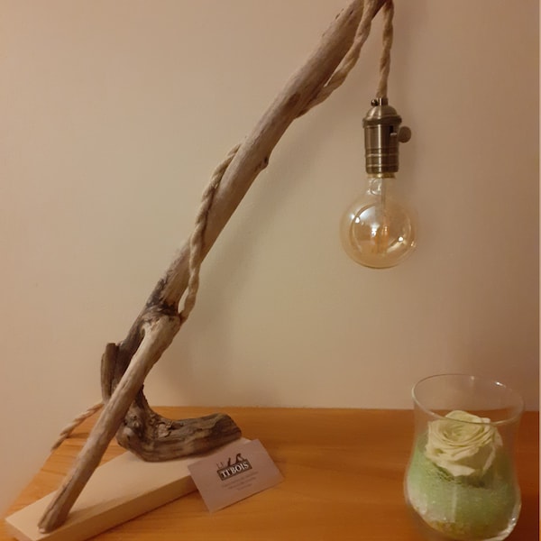lampe bois flotté sur socle frêne, éclairage ,vintage,nature