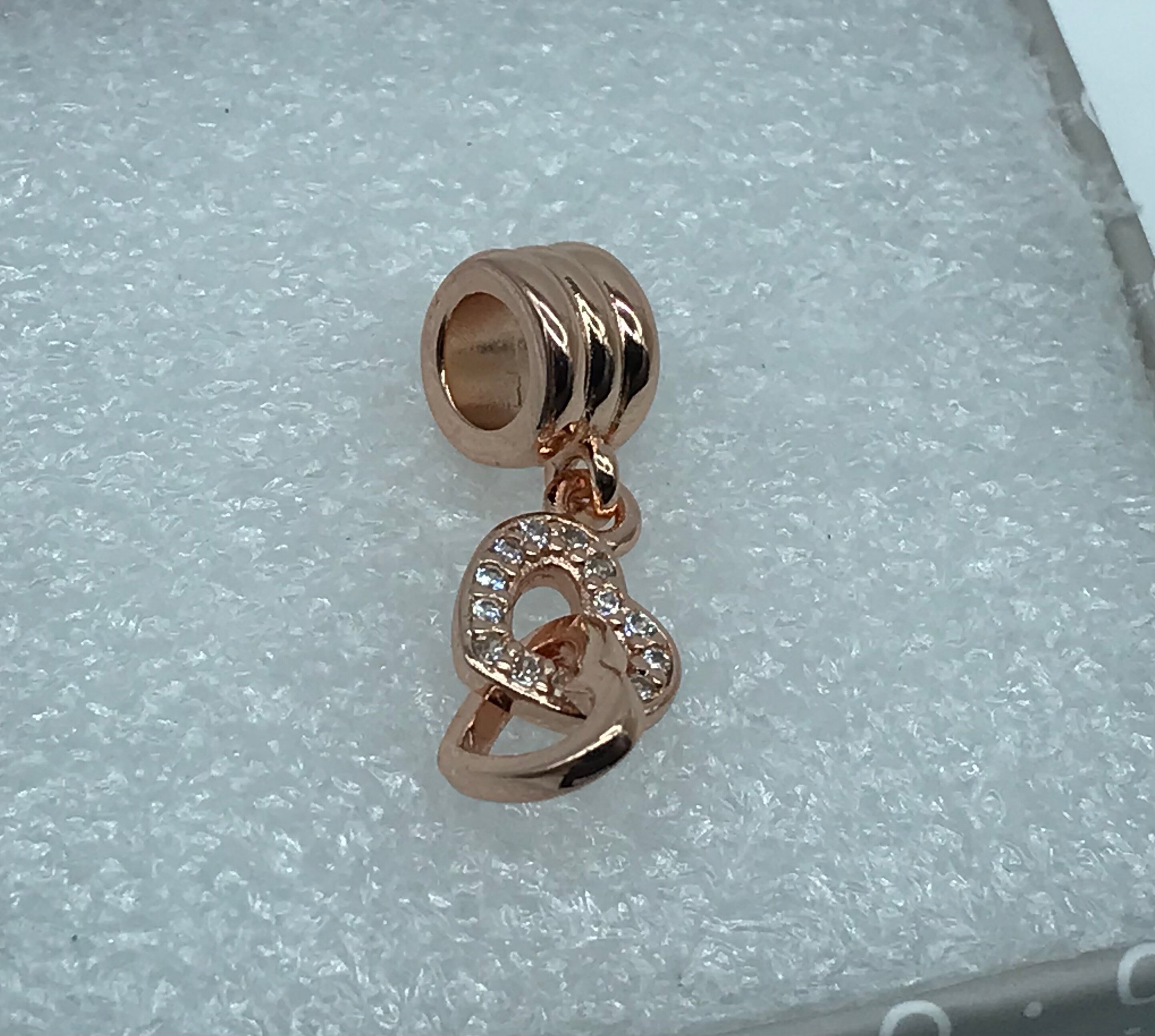 Pandora Rose ™ Interlocking Love Heart 