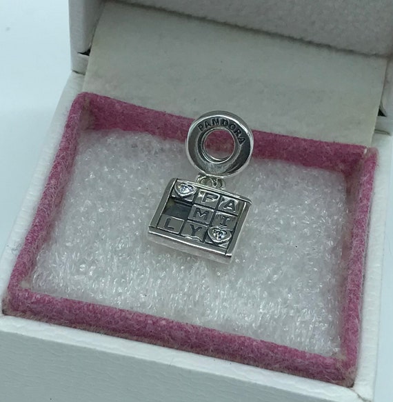 Pandora family game charm discount