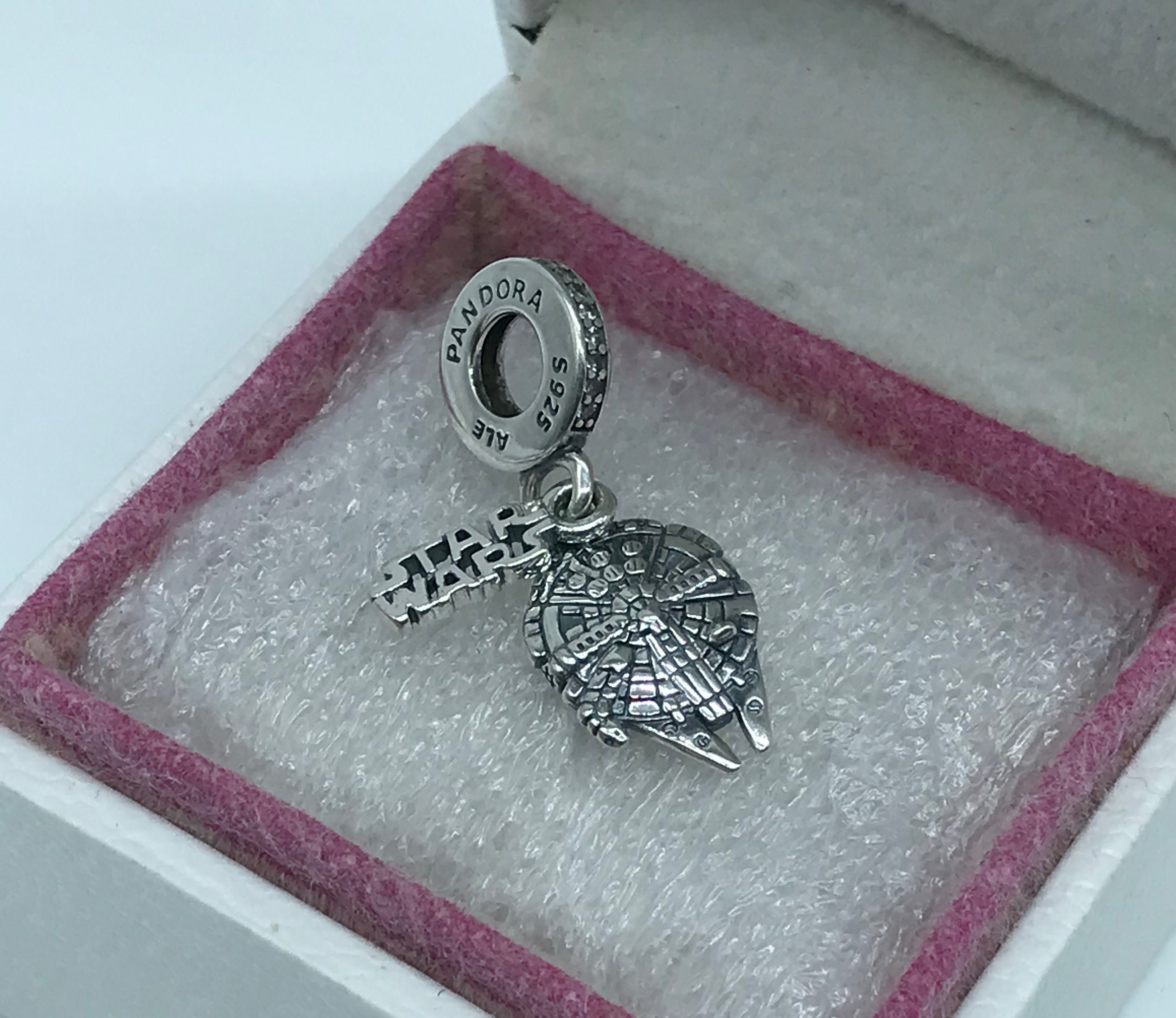 Pandora Disney Parks F a l c o n Charm D24 - Etsy España