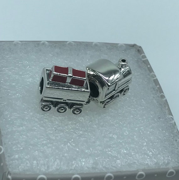 Pandora train charm store