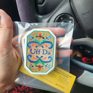 Uff Da Floral Folk Art Pegatina 2x3 pulgadas