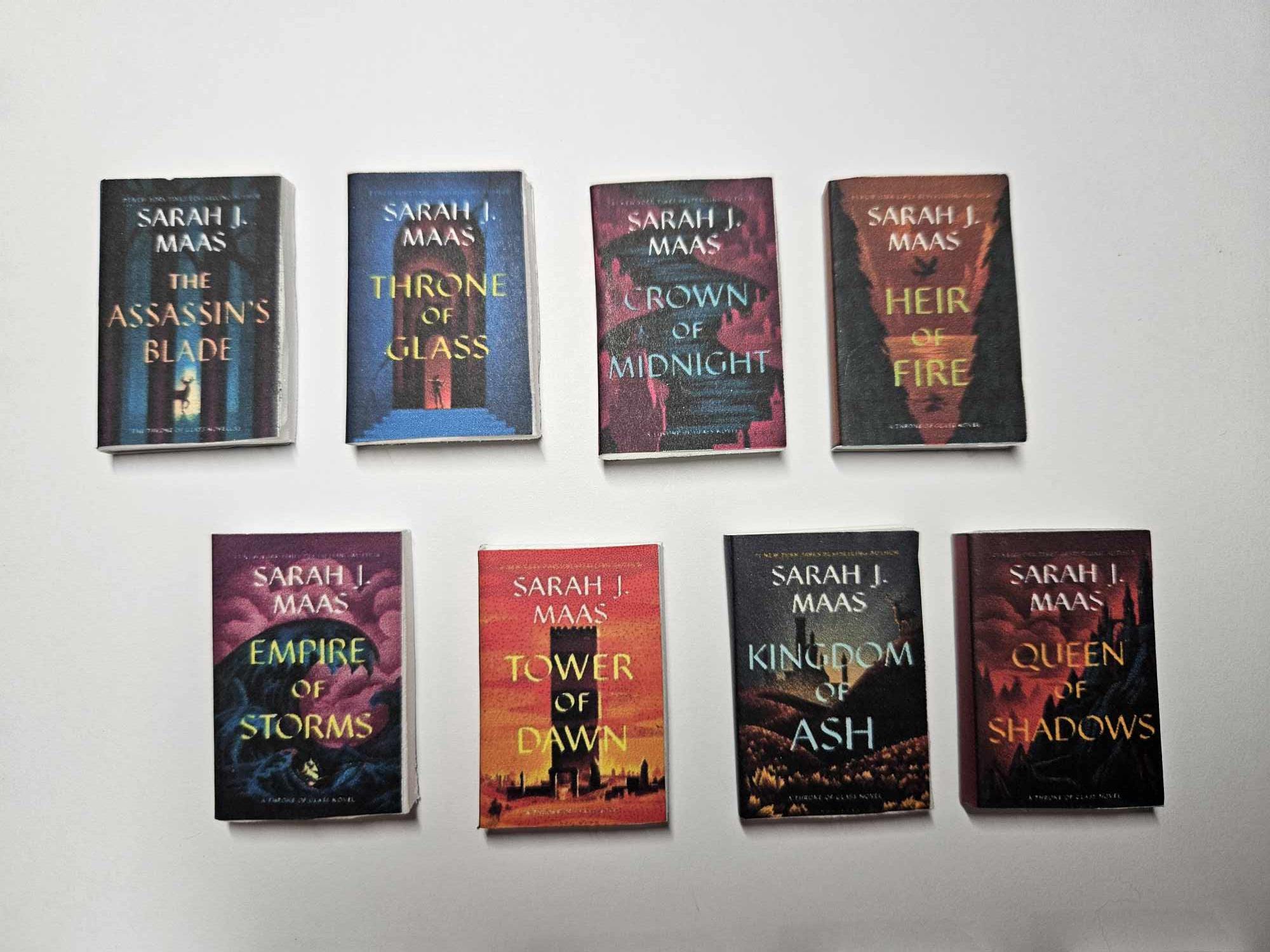 Throne of glass mini books