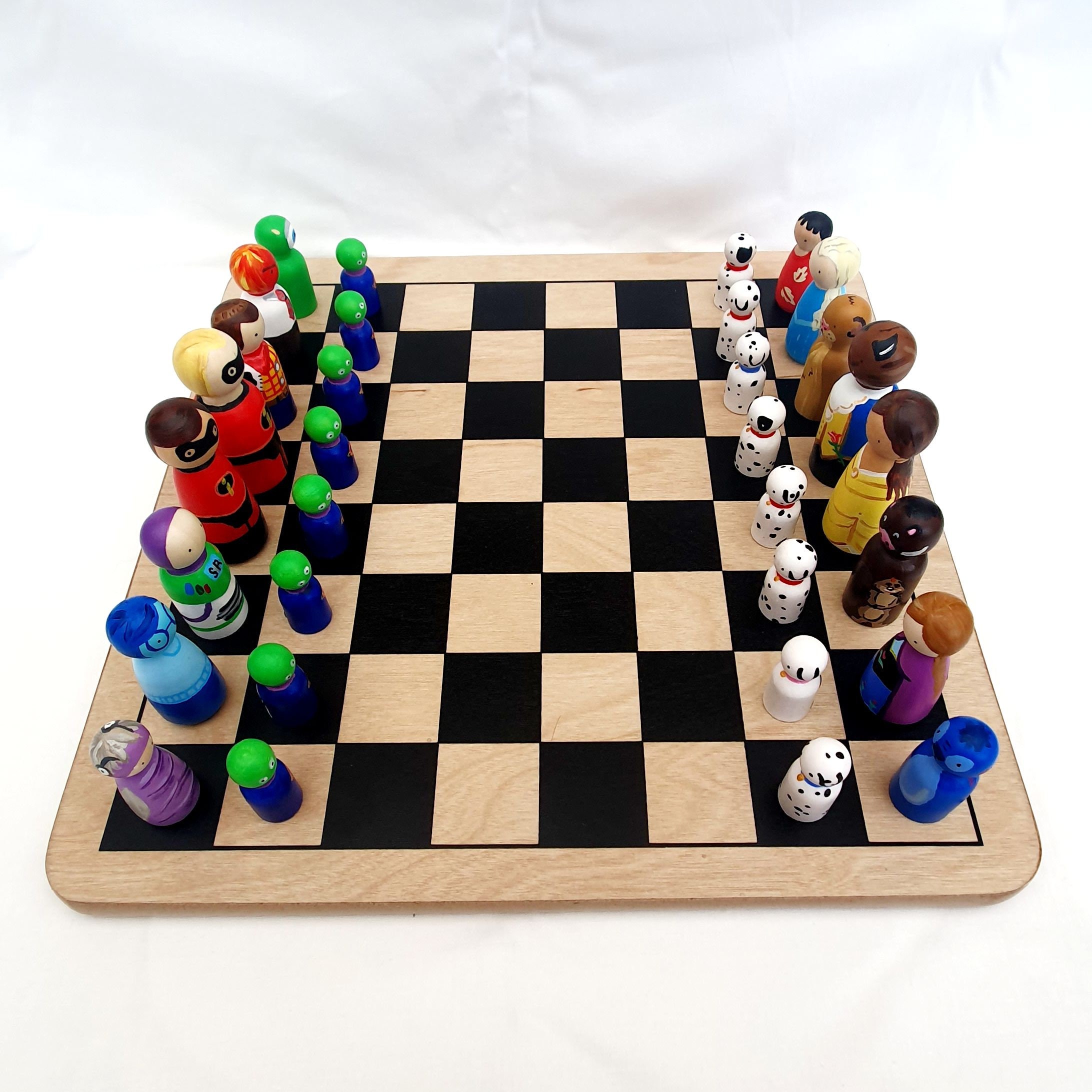 Custom Chess Set – Trendsetter Crafty Creations