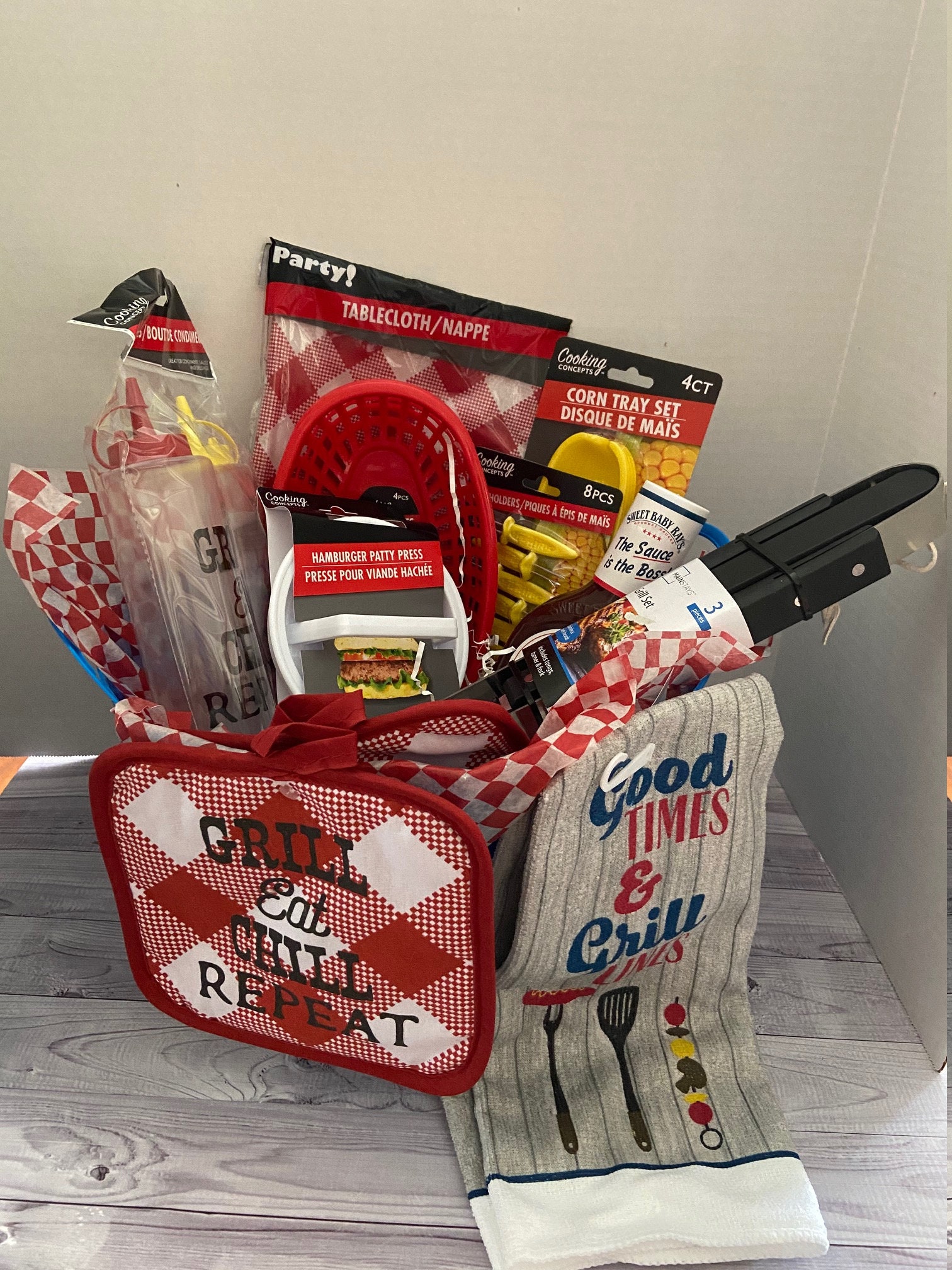 GRILLIN' BBQ GIFT BASKET in Powder Springs, GA - PEAR TREE HOME