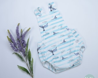 Strampler Romper Latzhose Baby Junge Mädchen Sommer maritim Wale Meer