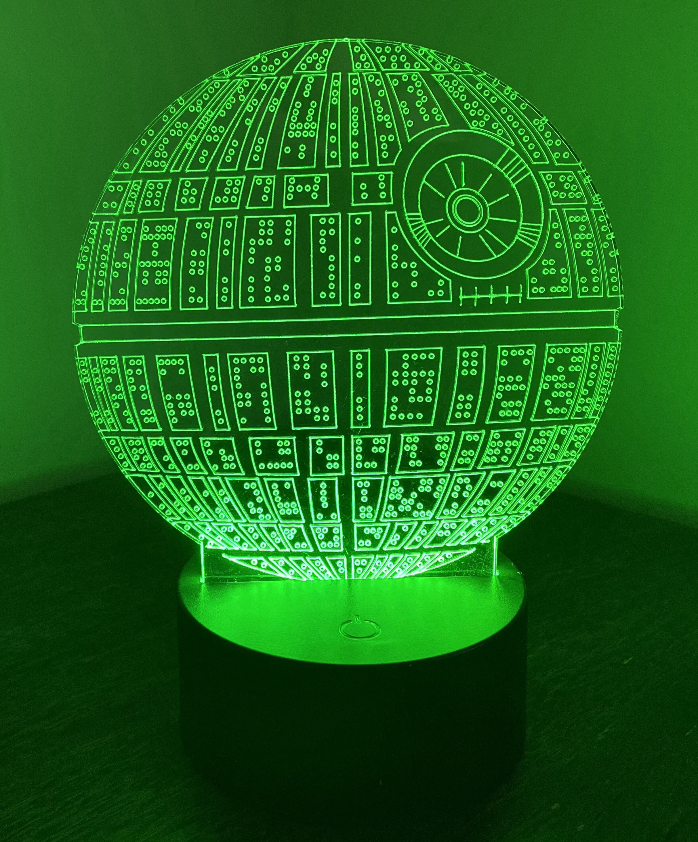 STAR WARS 3D LED BATTERY USB NIGHT LIGHT REMOTE CONTROL  7 COLOUR DEATH STAR 