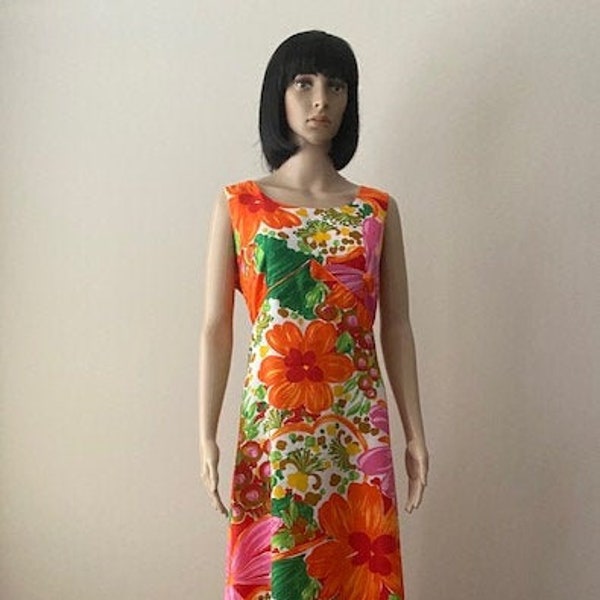 Vintage 70's Colourful Pomare Floral Dress