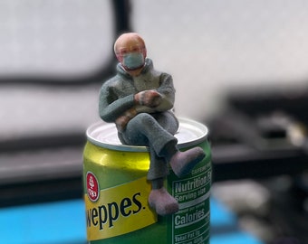 Bernie Sanders Figurine Bernie Sanders Mittens