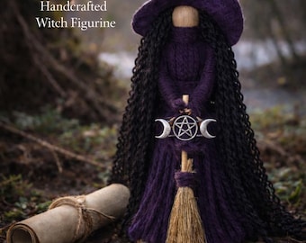 Willow of the Moon – Handcrafted Hedge Witch Figurine with Triple Moon – Wool, Felt & Wood