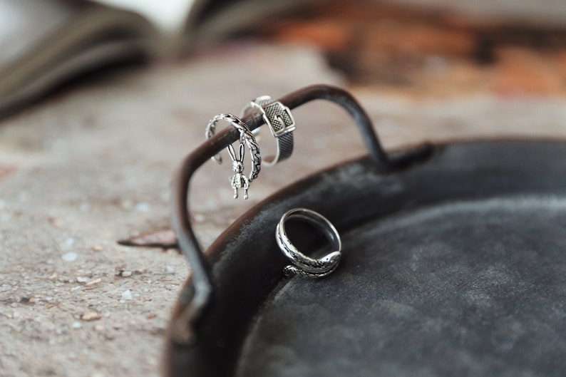 Vintage Belt Open Ring
