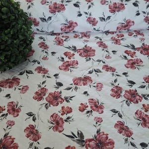 Floral Schweizer Punkte Strickstoff