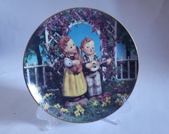 Little Musicians- Danbury Mint M.J. Hummel - Collection Plate-Little Companions - 1990