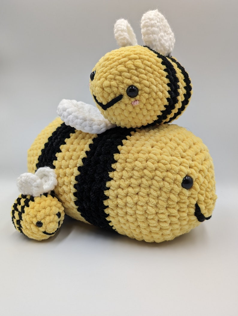 Adorable Crochet Chubby Bee Plush Toy, Handmade Amigurumi Bee, Soft ...