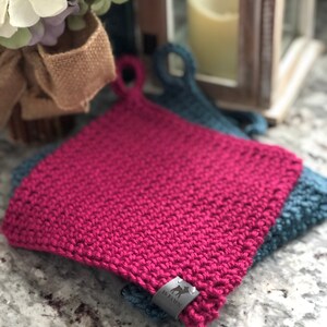 Great Gift, Housewarming Gift, Teachers, Handmade Crochet Hot Pot Holder, Trivet, Hot Pad, Seasonal Colors, Holiday Gift,