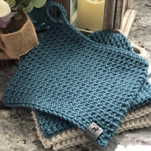 Hostess gift, Teacher Gift, Housewarming Gift, Handmade Crochet Hot Pot Holder, Trivet, Hot Pad, Seasonal Colors, Holiday Gift