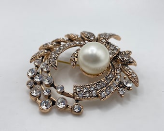 Perlenbrosche im Edwardianischen Stil