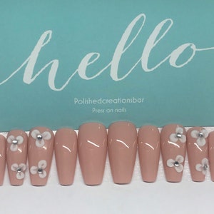 beige,brown nails,light nails,long nails,short nails,fake nails,coffin nails,square nails,press on nails,3D flowers nails,,Swarovski diamond