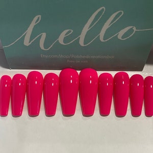 Hot Barbie press on nails
