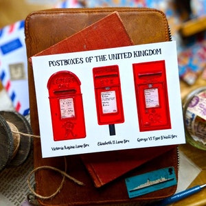 UK Briefkasten-Trio Postkarte | Briefkästen Der UK Serie | Postcrossing, Happy Mail, Schneckenpost, Reisen, Europa, Vereinigtes Königreich & England