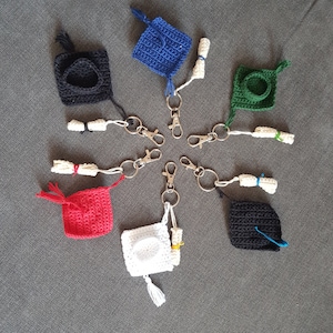 PATRÓN de llavero de crochet con birrete de graduación