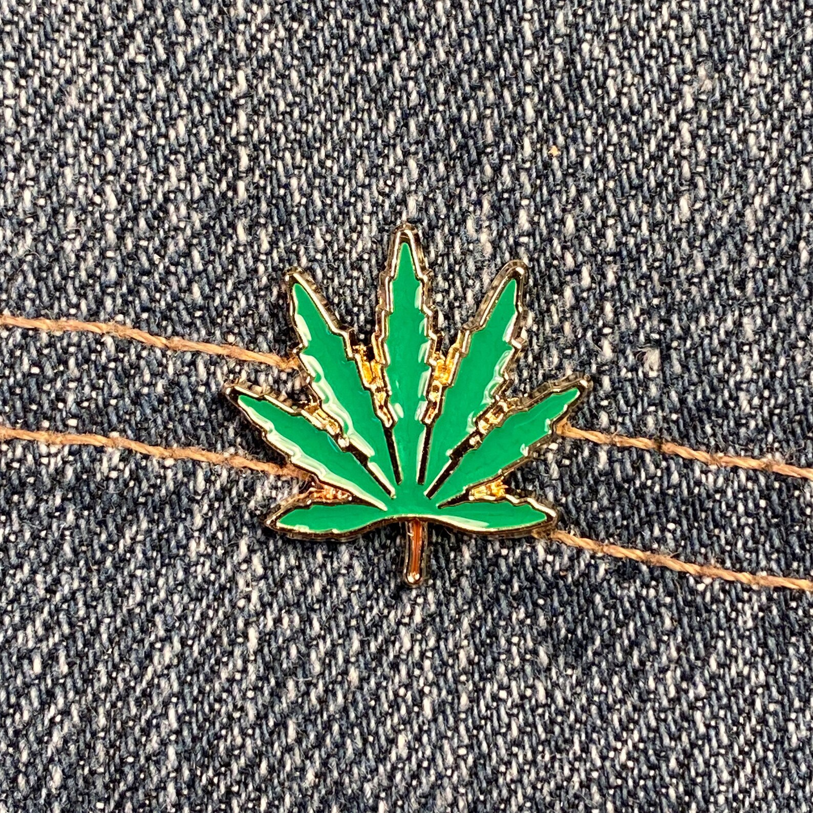 Marijuana Leaf Pin Pot Leaf Pin Weed Pin CBD Pin Plant Etsy