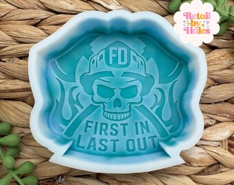 Moule Freshie Pompier Premier entré, dernier sorti, Moule à faire fondre pour cire Red Lives Matter, Moule Freshie Assistance aux premiers intervenants, Moule caserne de pompiers