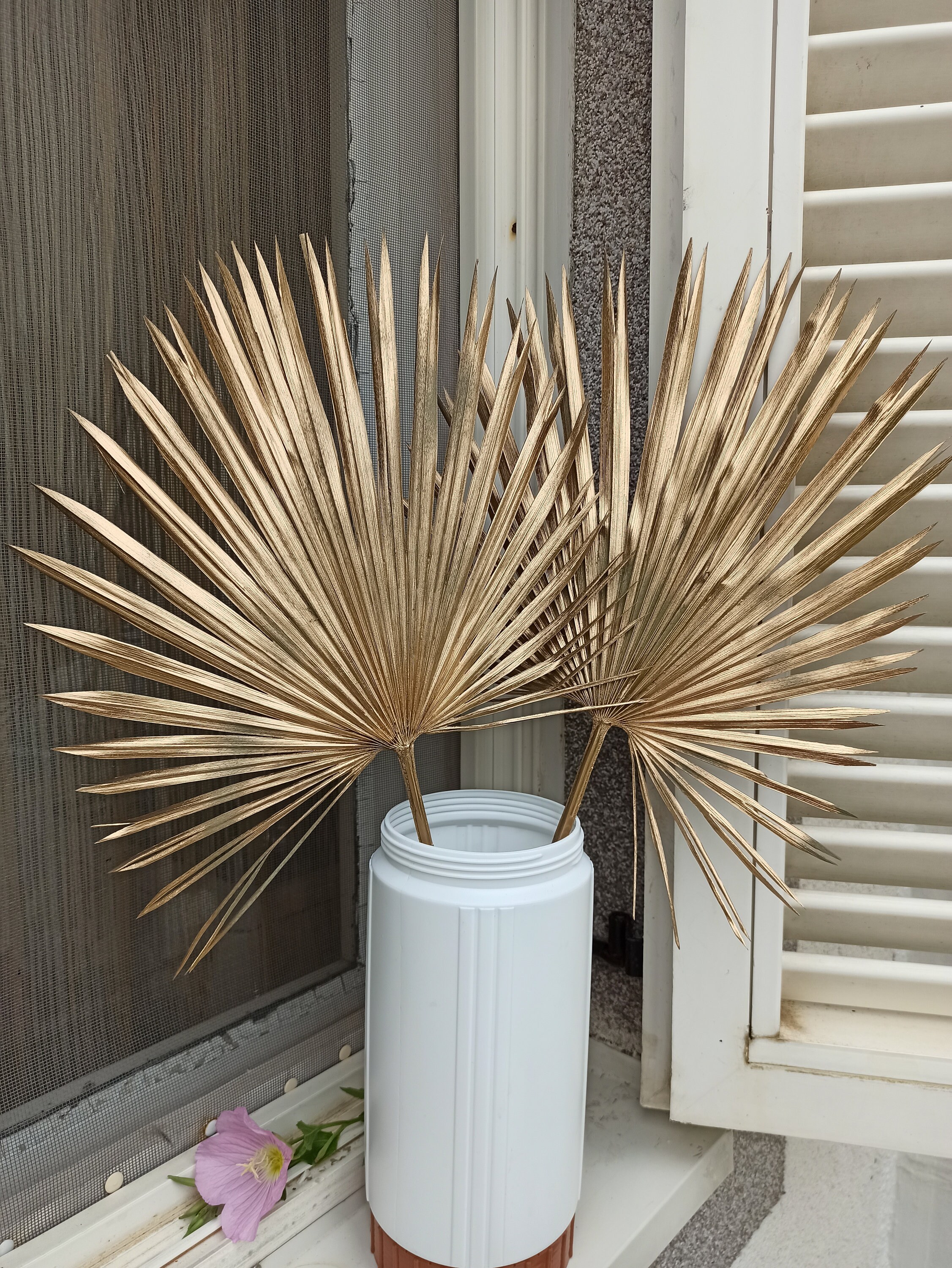 GOLD Dried Sun Palm Leaves 2Stem 24", Vibrant Gold Palm Backdrop, Tropical Theme Beach Wedding, Golden Palm Party, Natural Palm Table Design