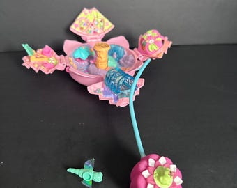 Vintage Polly Pocket: Polly’s Magical Lilypad / Fountain Fantasy - Bluebird Toys 1996