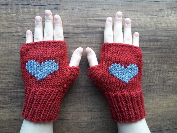 Ladies on sale fingerless mittens