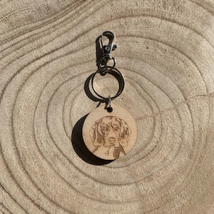 Beagle Round Wooden Keyring, Dog Key Chain, Dog Christmas Stocking Filler Gift