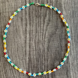 Daisy Flower Seed Bead Necklace Colorful Dainty Jewelry Choker Accessories Summer Beach Accessory Gifts for her mom