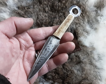 Pequeños cuchillos de mesa con cuello celta (tu elección)