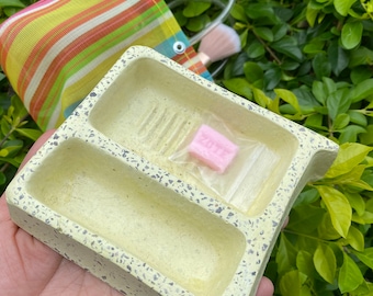 Lavaderito Yellow color makeup brush cleaner MEXICAN LAVADERO