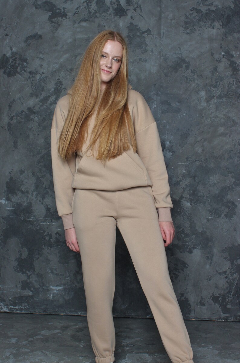 Read to ship. Cotton women sweatpants with pockets and elastic waist. Jogging pants in beige sand colour. Comfy loungewear trousers image 2